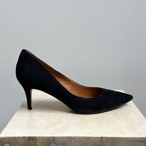 J. McLaughlin Delia Classic Black Suede Heels, size 8